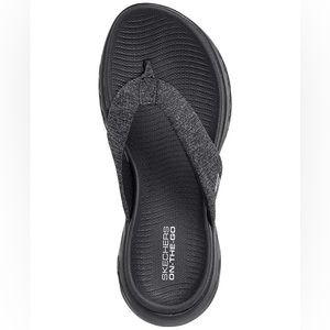 Sketchers On the Go Goga Mat Flip Flop Thong Sandals